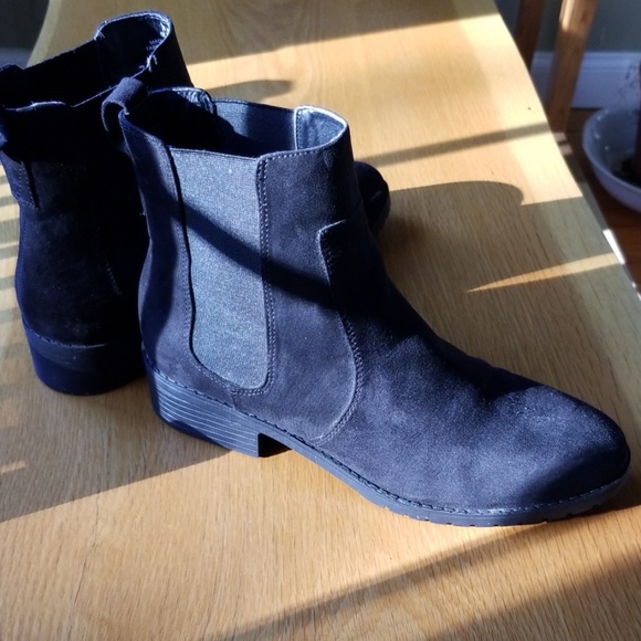 H&M Shoes - Black Faux Suede Ankle Boot. Fits like 9.5 US